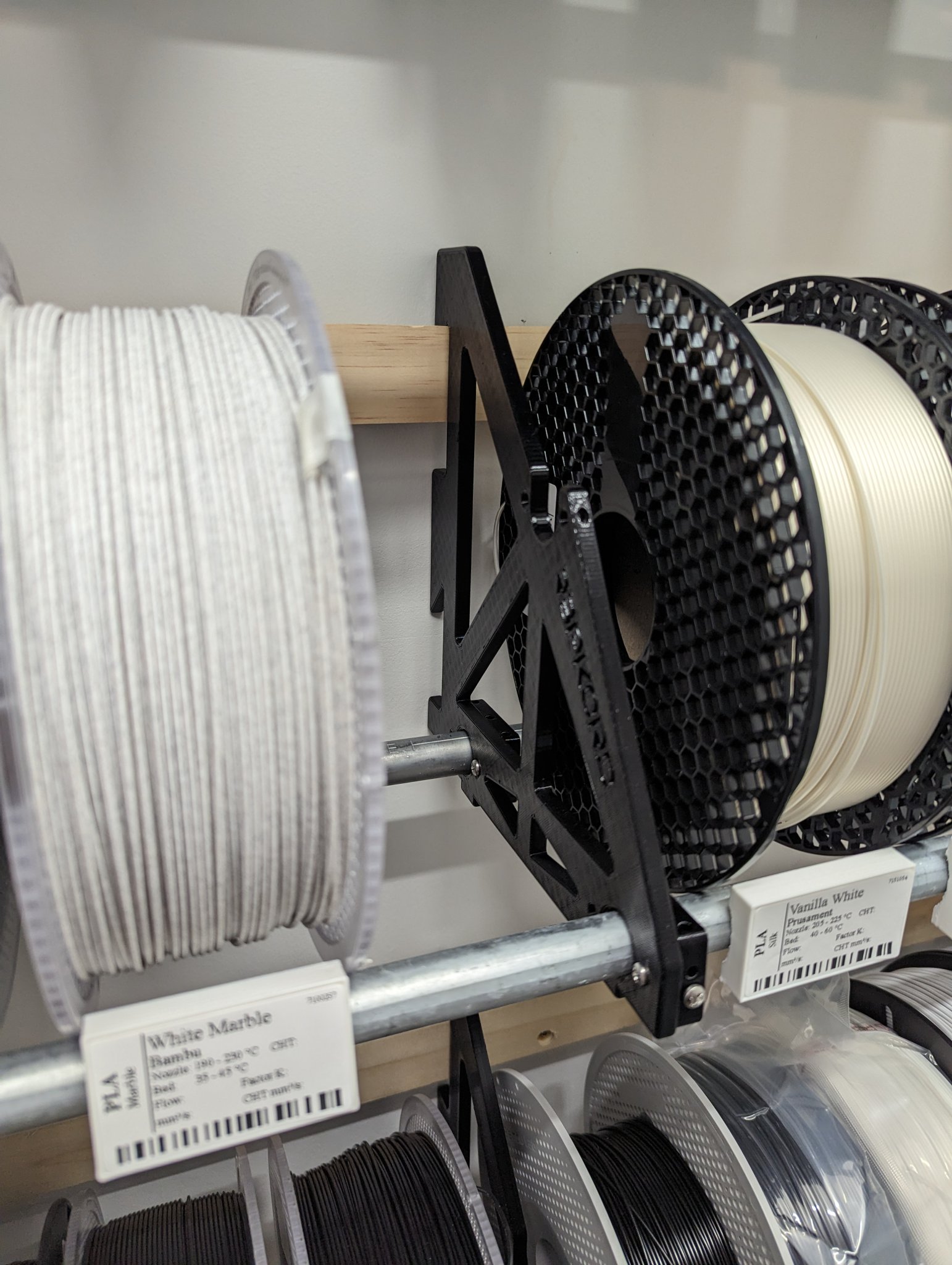 Tủ đựng filament thiết kế vượt trội cho máy in 3D