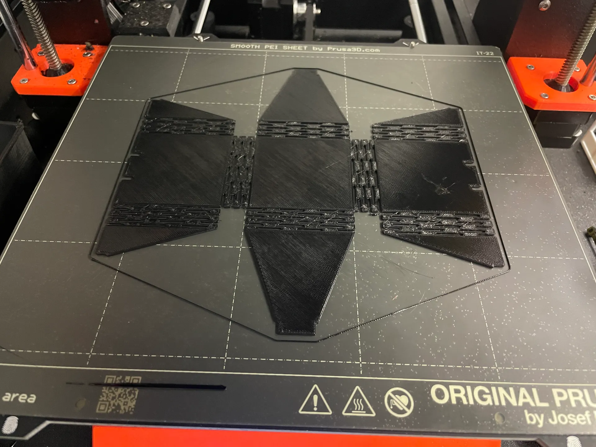 Hộp lập phương uốn từ bản in phẳng