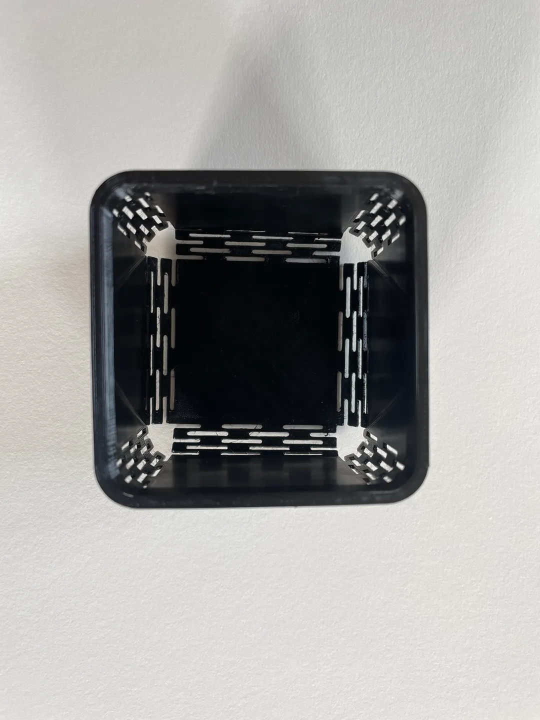 Hộp lập phương uốn từ bản in phẳng