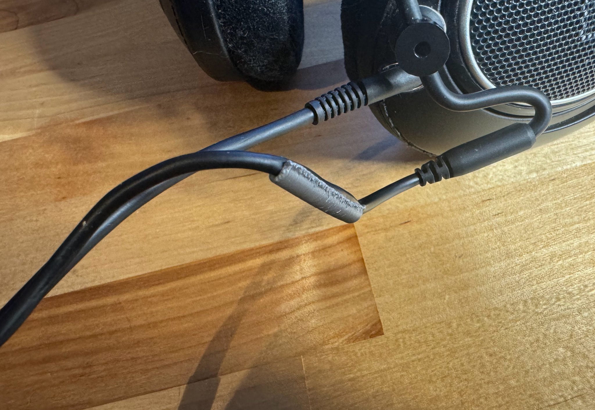 Bọc hỗ trợ cáp cho dây cáp bị hỏng