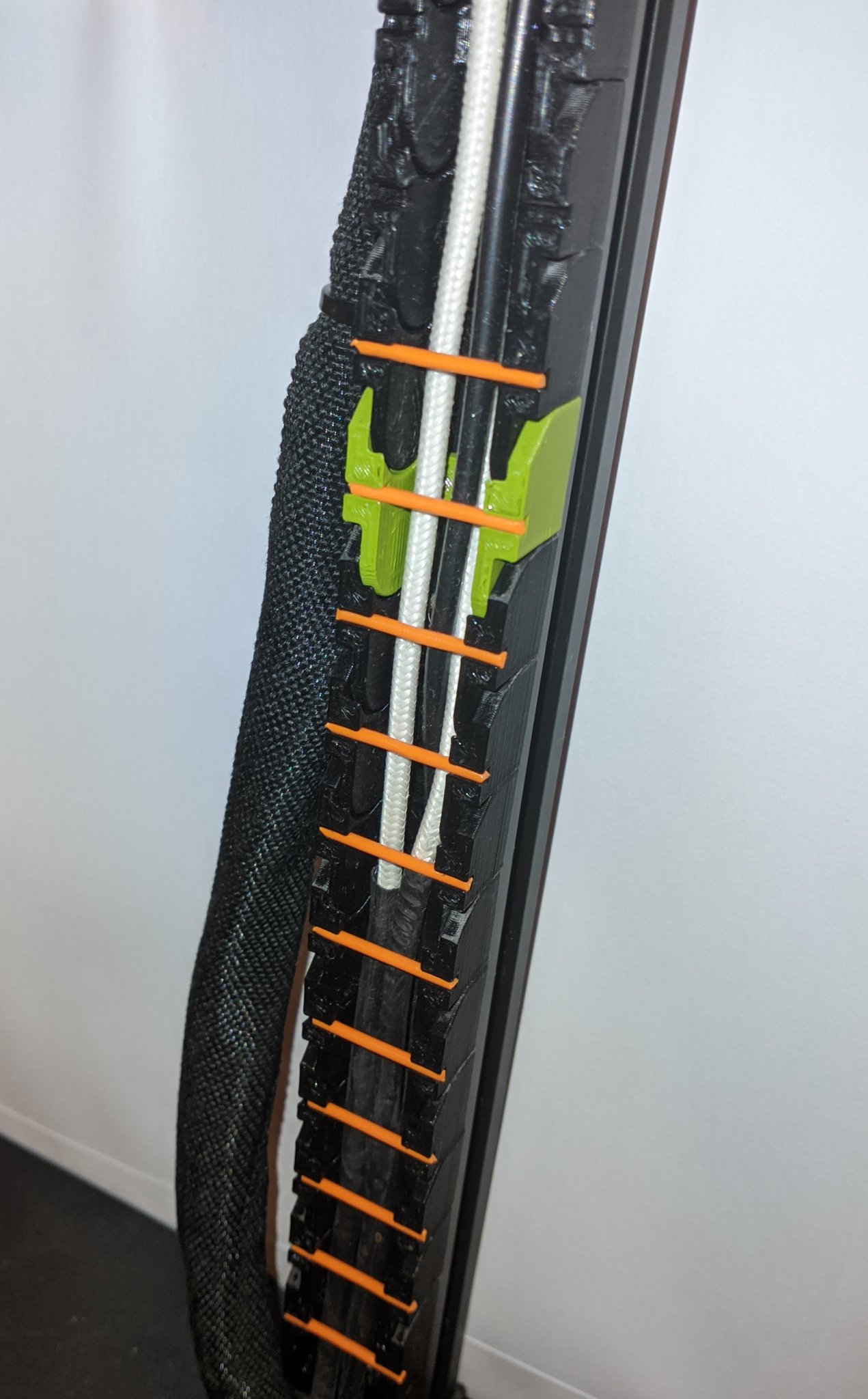 Giá đỡ dây kéo cho bàn máy in Sapphire Pro (SP3)