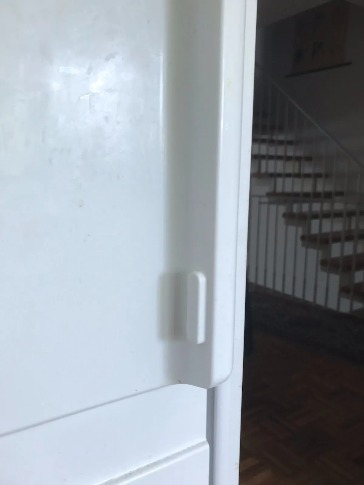 Giá đỡ cửa tủ lạnh Siemens KG KIFF28A iQ500 sửa chữa