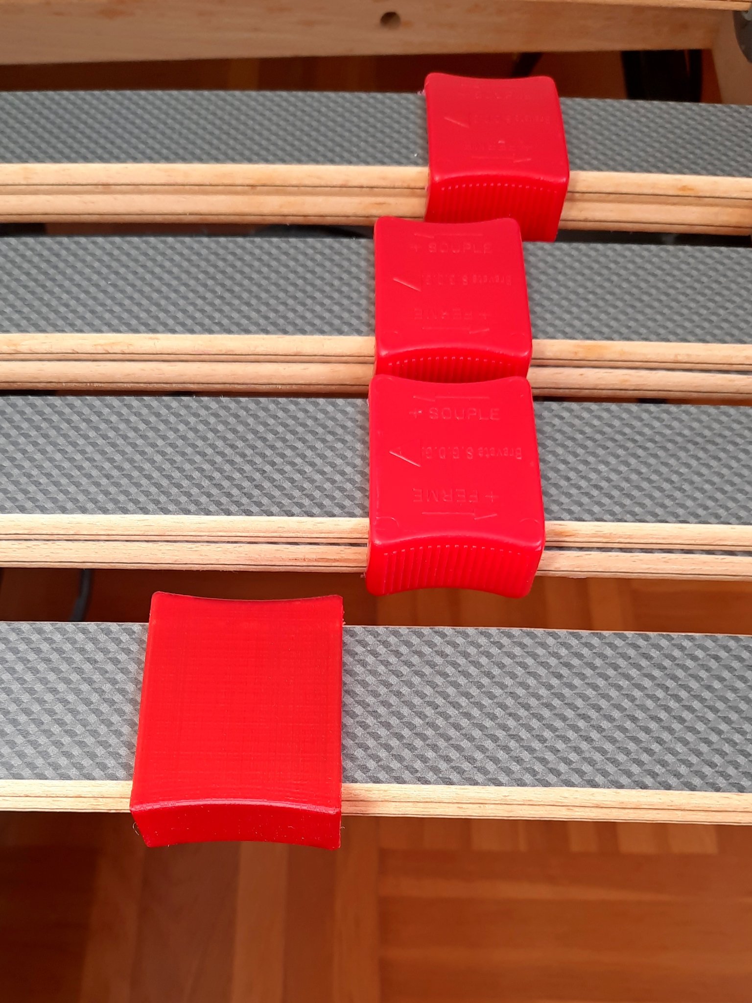 Tendeur cho giường với hệ thống raidissement