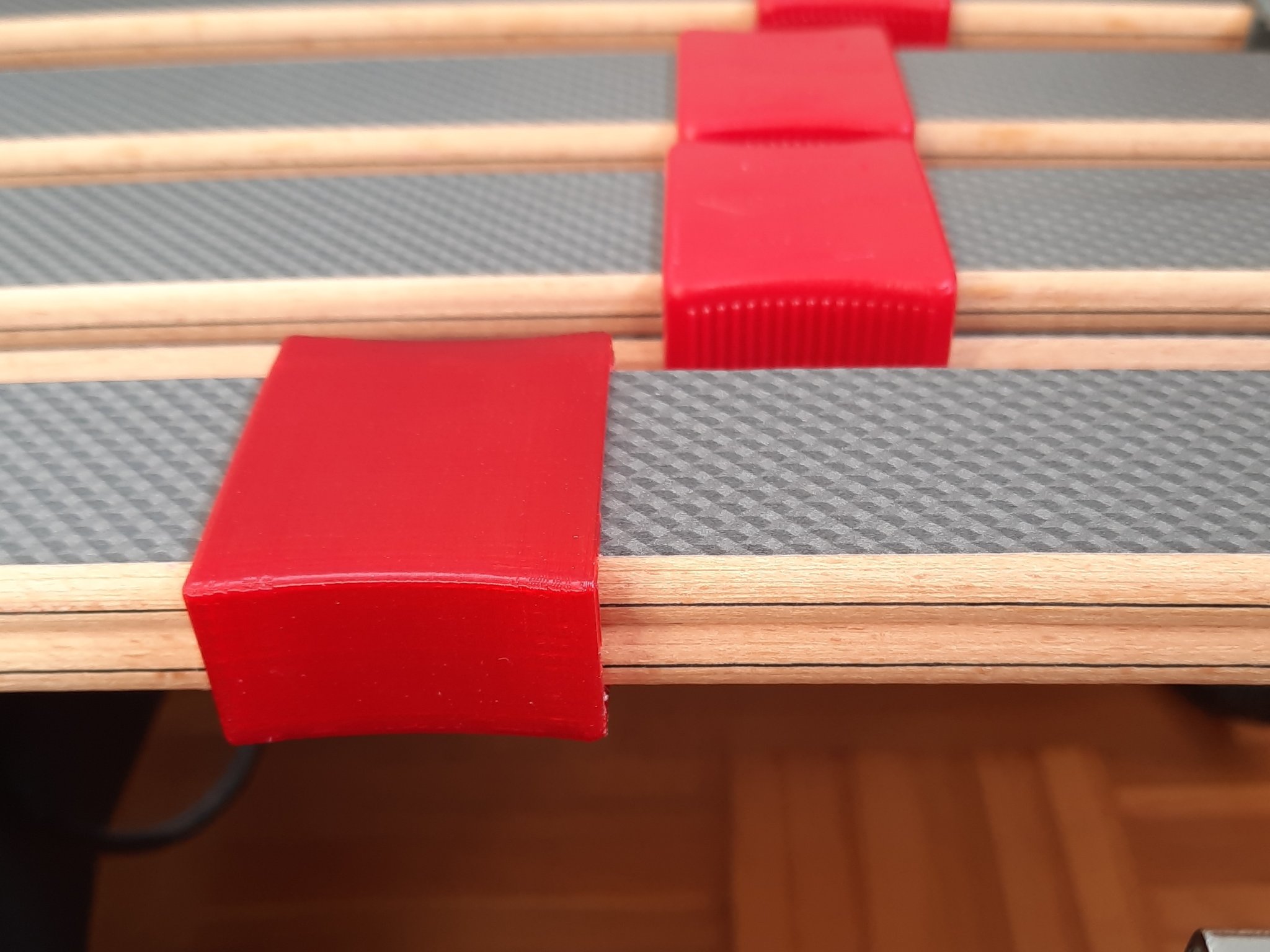 Tendeur cho giường với hệ thống raidissement