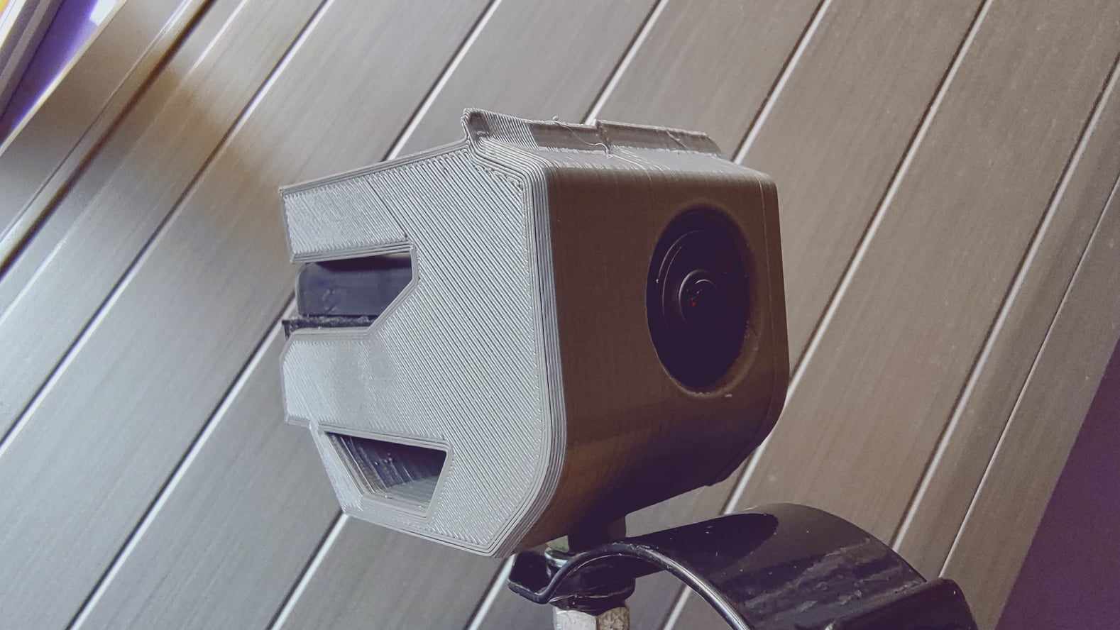 Giá đỡ chắc chắn cho camera Mobius sử dụng vít M6