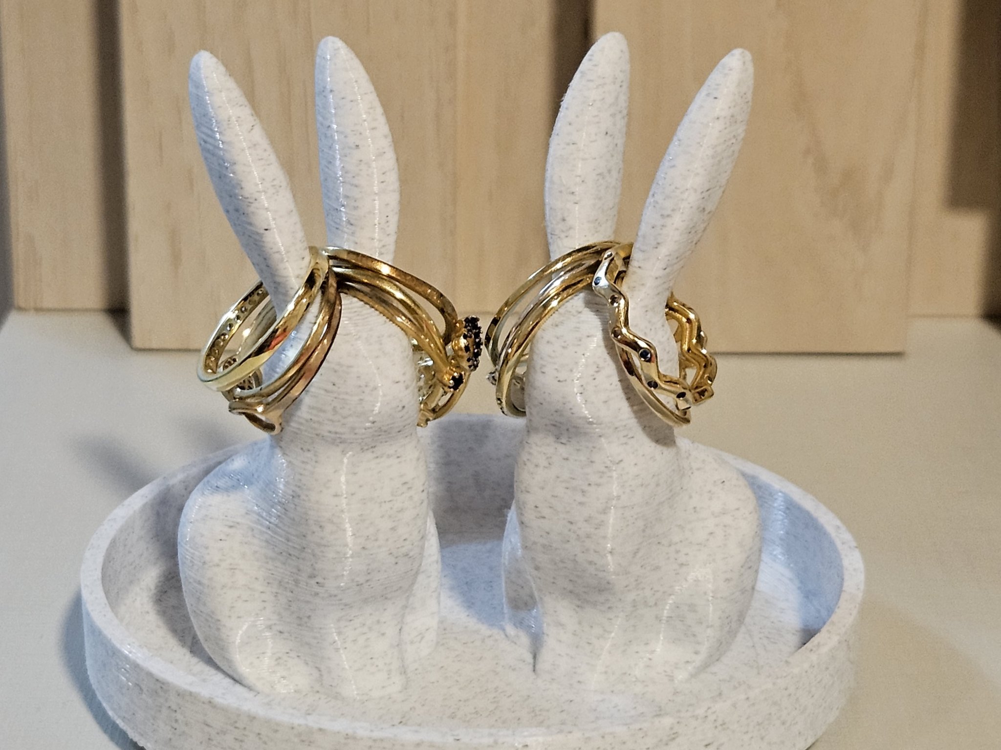 Giá đỡ nhẫn hình thỏ đôi cho tình yêu đôi lứa