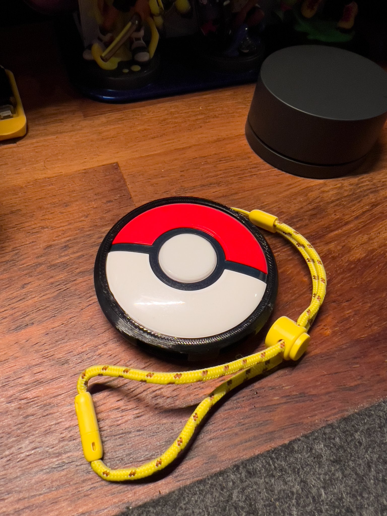 Giá đỡ TPU cho thiết bị Pokemon Go Plus +