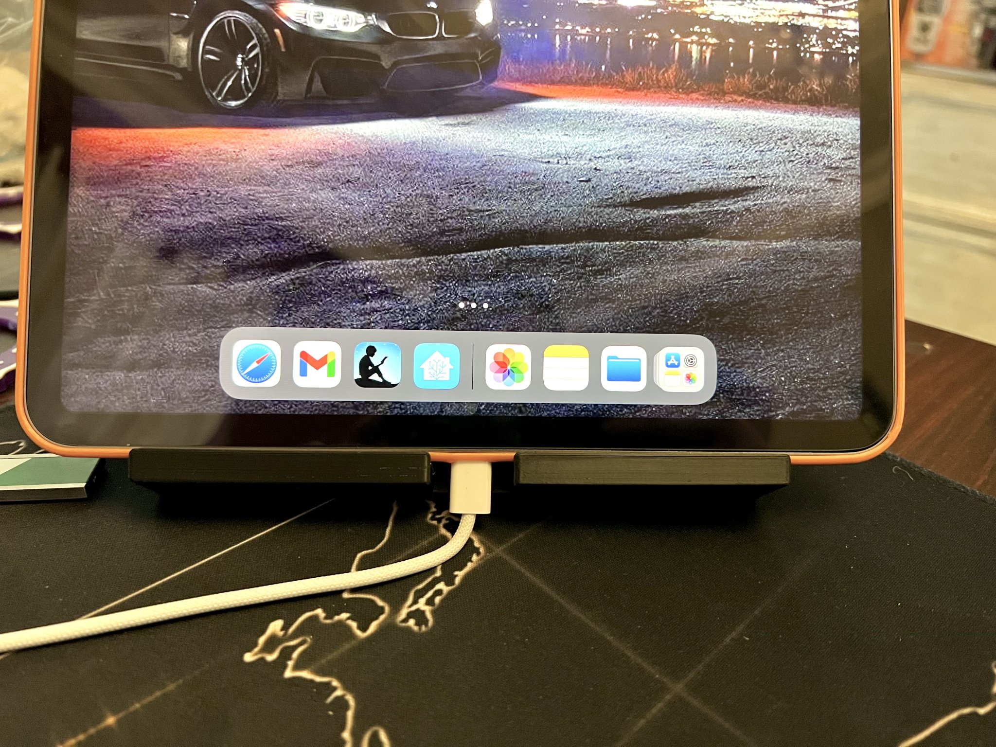 Giá đỡ iPad lớn đa năng cho chế độ dọc và ngang