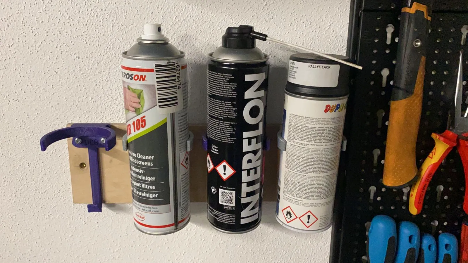 Giá đỡ bình xịt Snap-In cho không gian làm việc