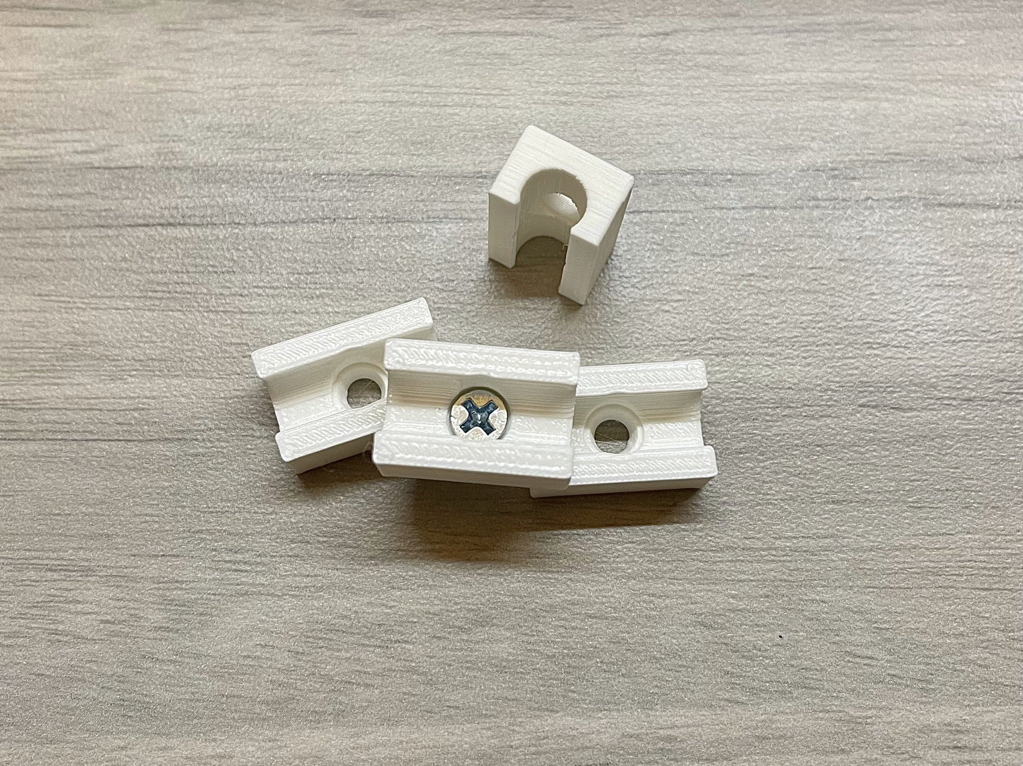 Kẹp gắn ống đường kính 1/4 inch cho hệ thống lọc nước