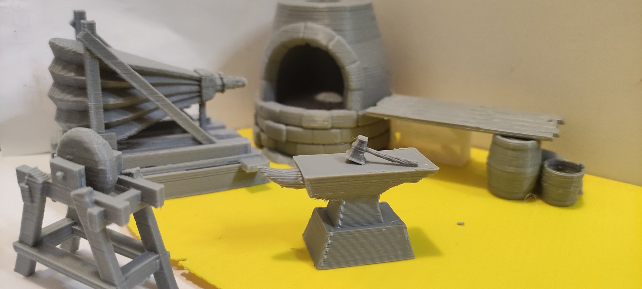 Xưởng rèn phong cách hoạt hình với mô hình nội thất và công...