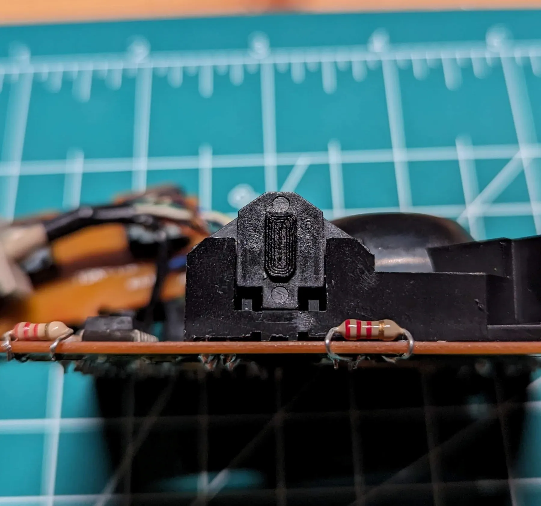 Sửa chữa bộ mã hóa chuột Amiga 1000