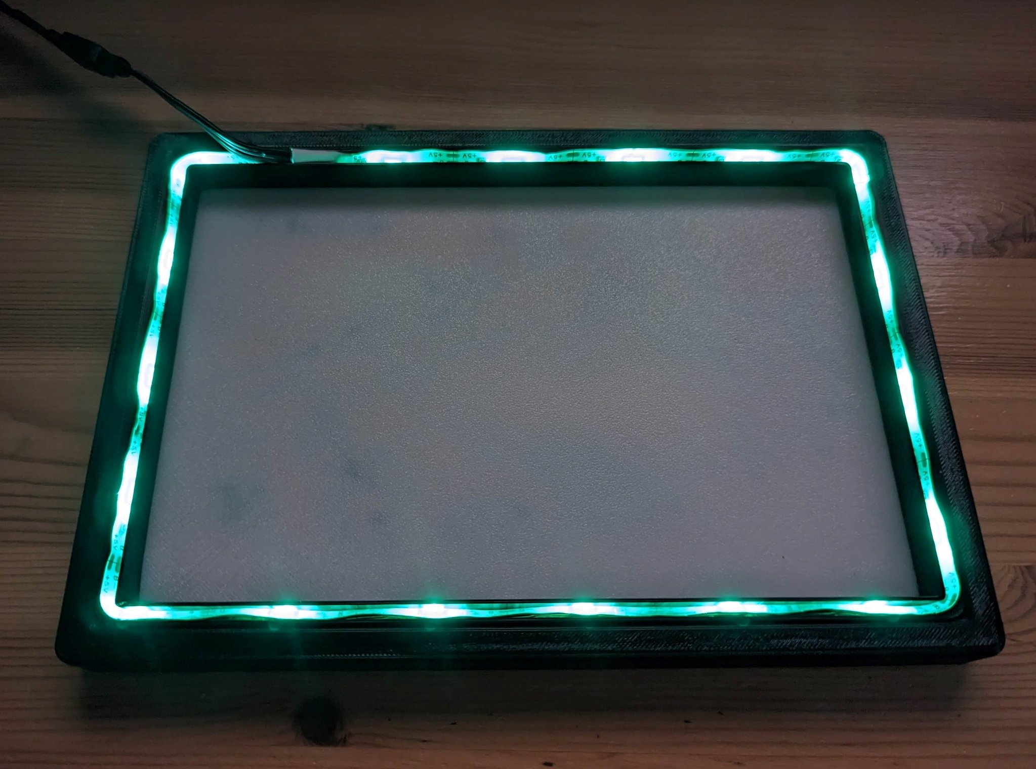 Khung tranh nghệ thuật LED cho tường