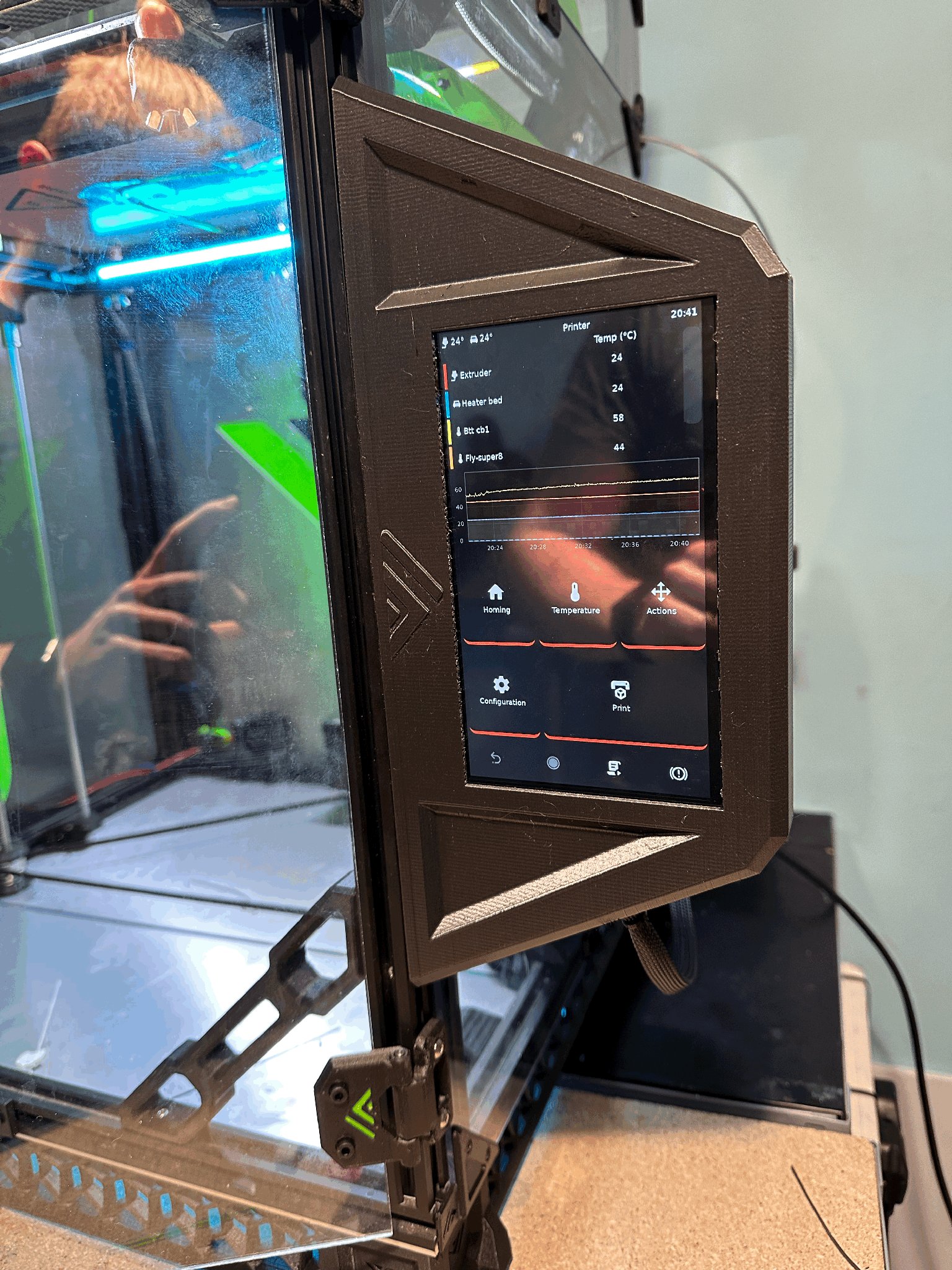 Giá đỡ màn hình bên cho máy in VZBot 7 inch