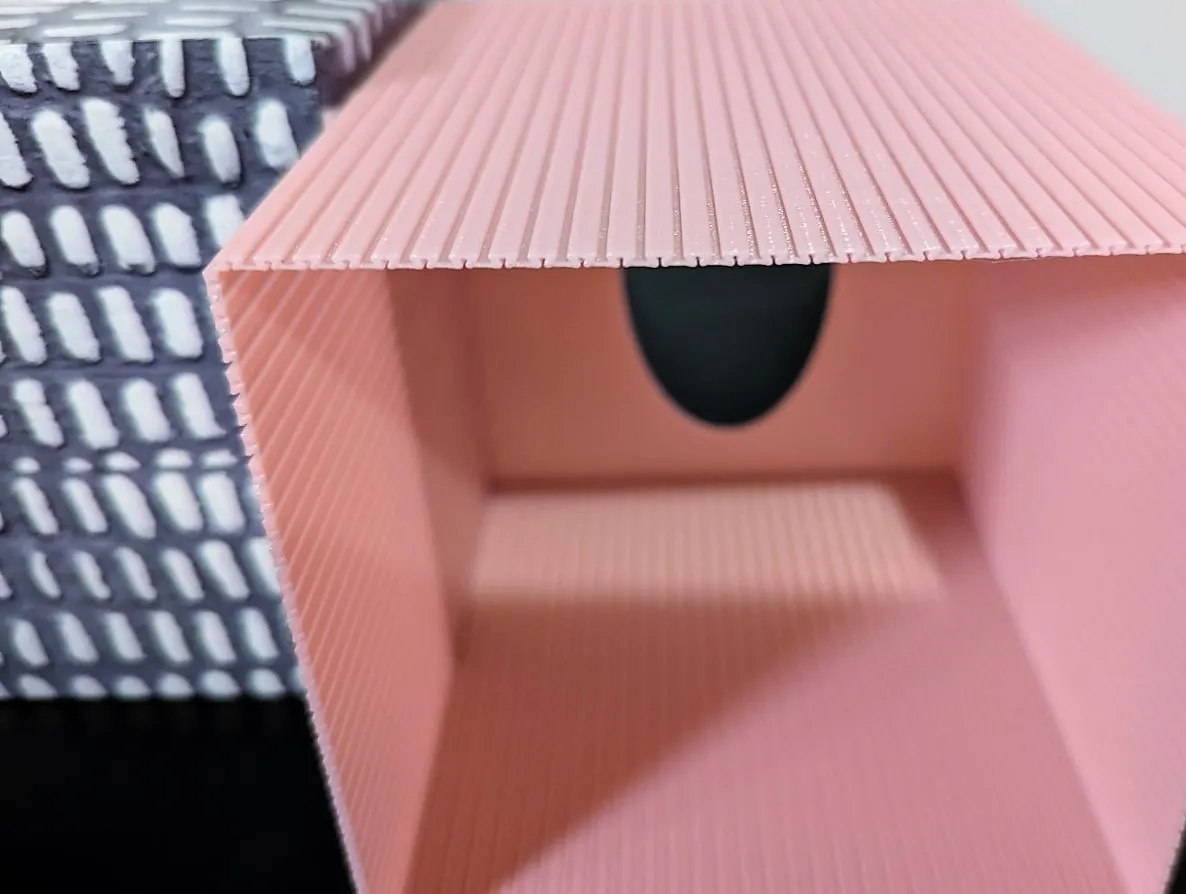 Bình hoa sọc mỏng cho hộp đựng khăn giấy