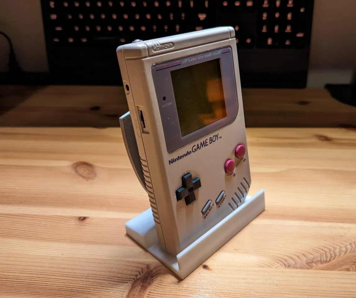 Giá đỡ Game Boy với khiên Zelda có thể tháo rời