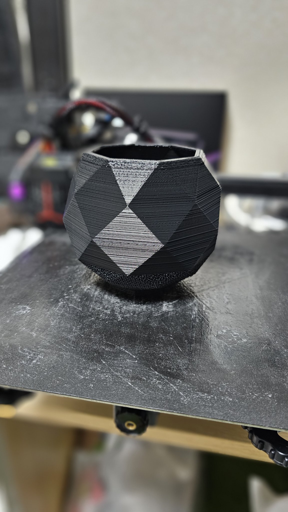 Chậu cây đa giác phong cách low poly