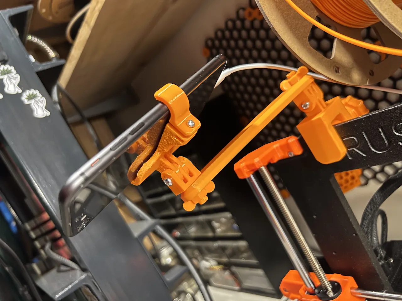 Giá đỡ điện thoại cho webcam và timelapse với kẹp