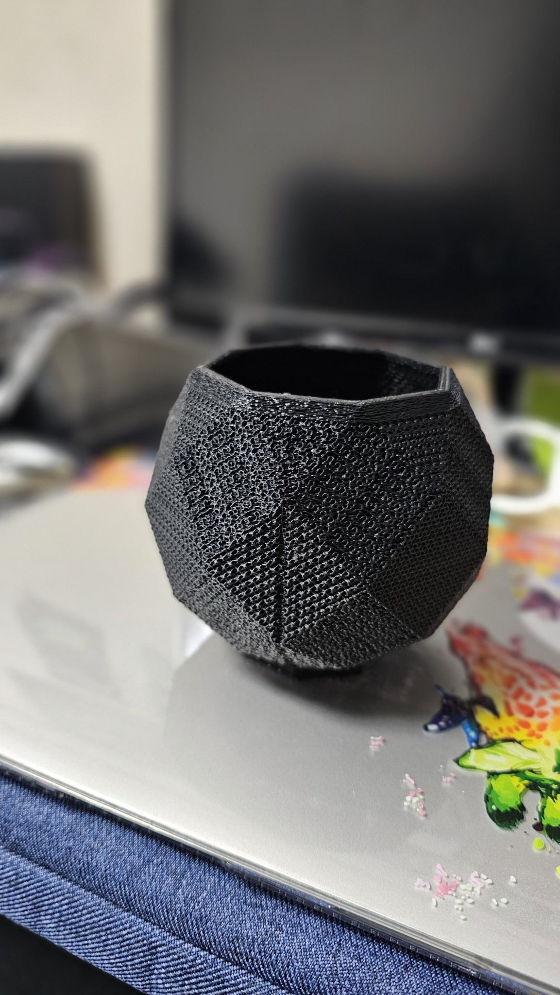 Chậu cây đa giác phong cách low poly