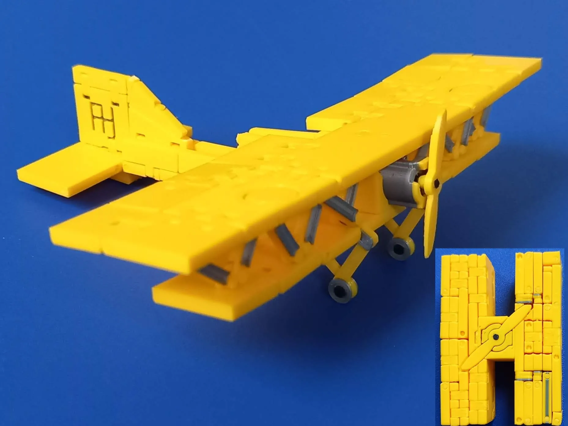 Máy bay chuyển thể từ chữ cái H bằng vật liệu PLA