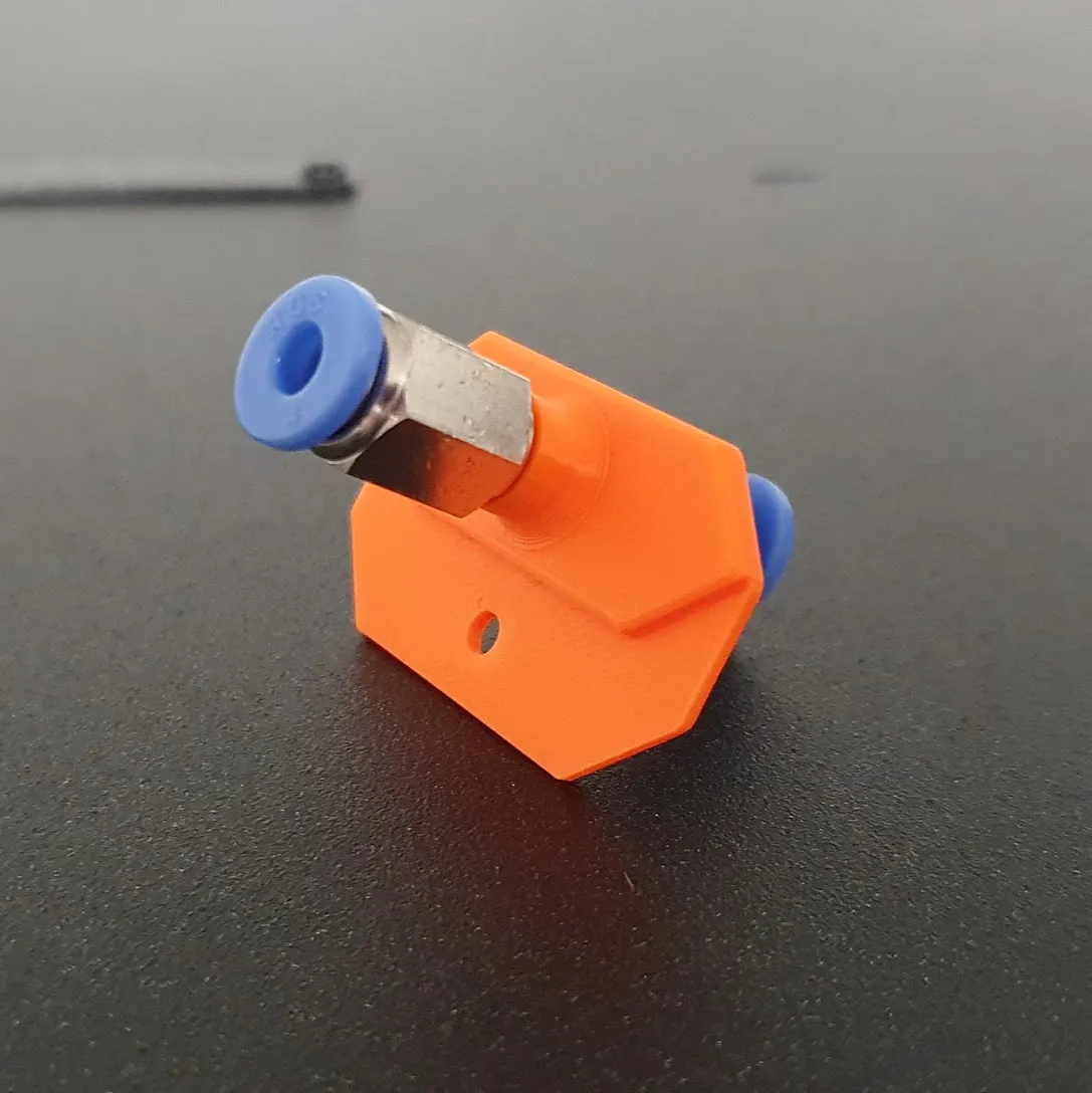 Đầu cắm cạnh cho ống PTFE PC4-M5 trong Enclosure Prusa Original