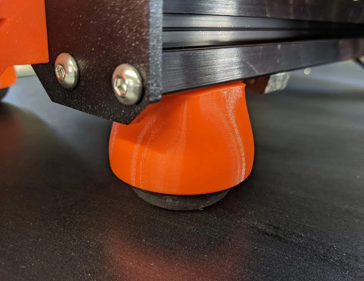 Bộ chân giảm tiếng ồn cho máy in 3D bằng bóng squash