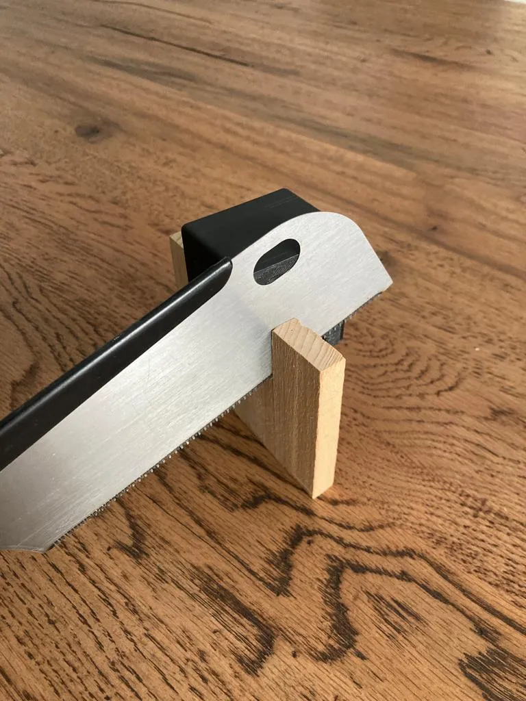 Giá đỡ cưa 90 độ cho công việc chế tác gỗ