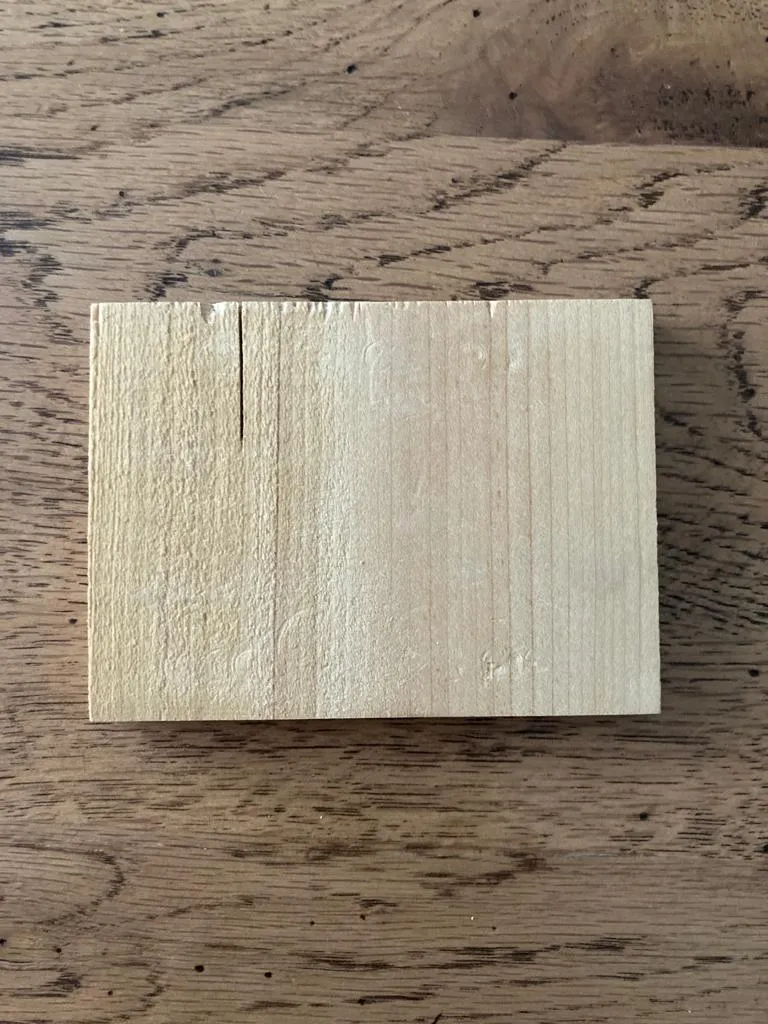 Giá đỡ cưa 90 độ cho công việc chế tác gỗ