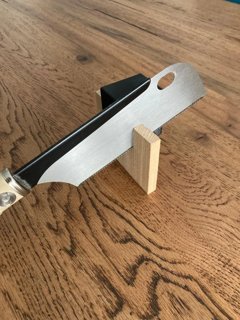 Giá đỡ cưa 90 độ cho công việc chế tác gỗ