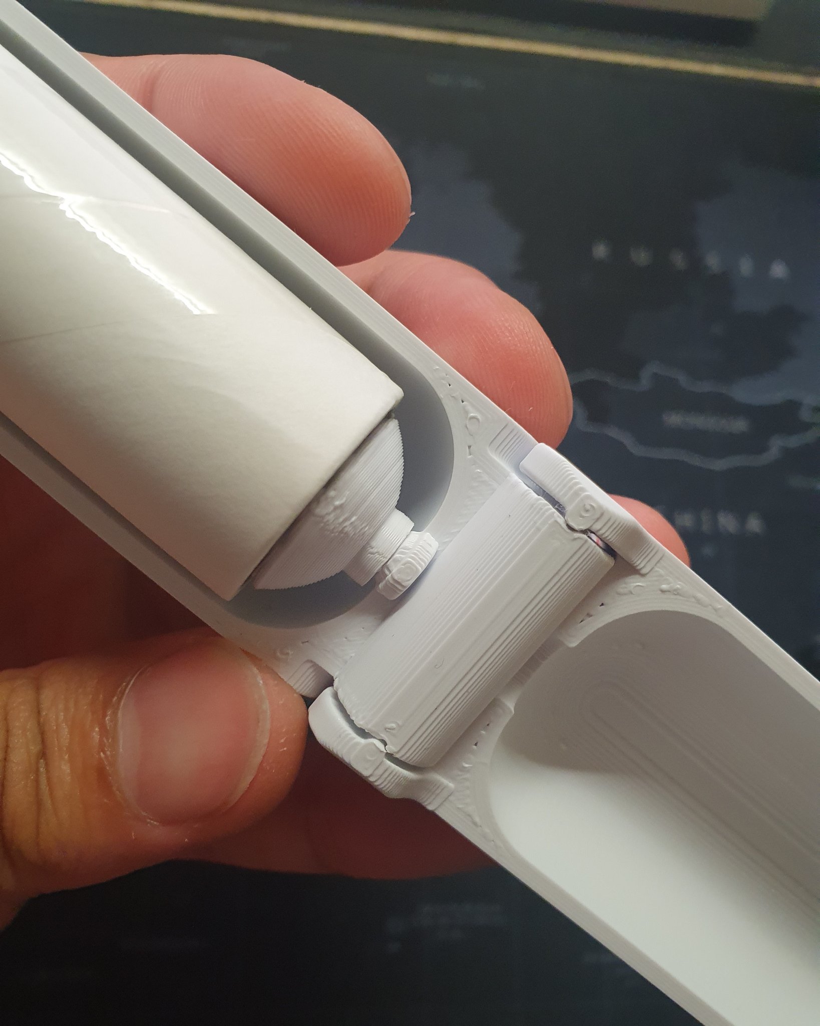 Giá đỡ cuộn lông mini di động tiện lợi