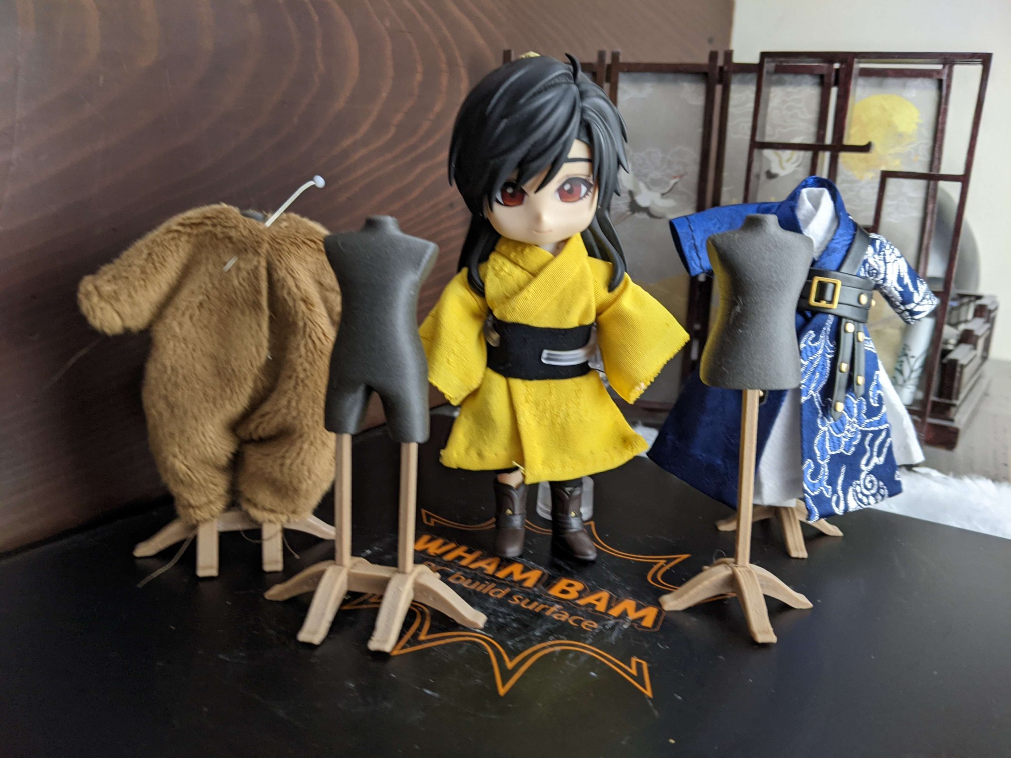 Mô hình đỡ trang phục tiêu chuẩn và quần cho búp bê tỉ lệ ...