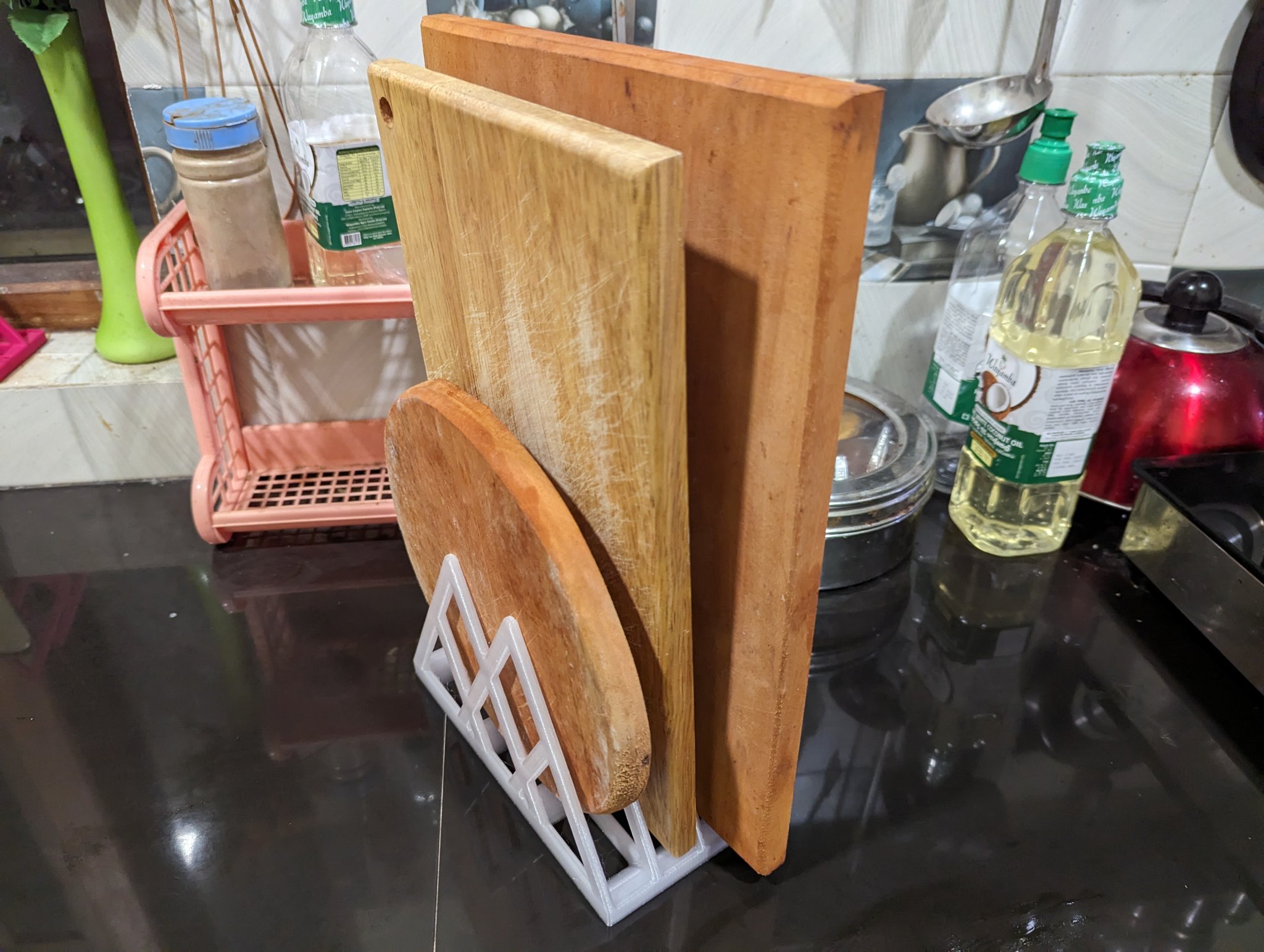 Giá đỡ thớt cho 3 thớt cắt trong bếp