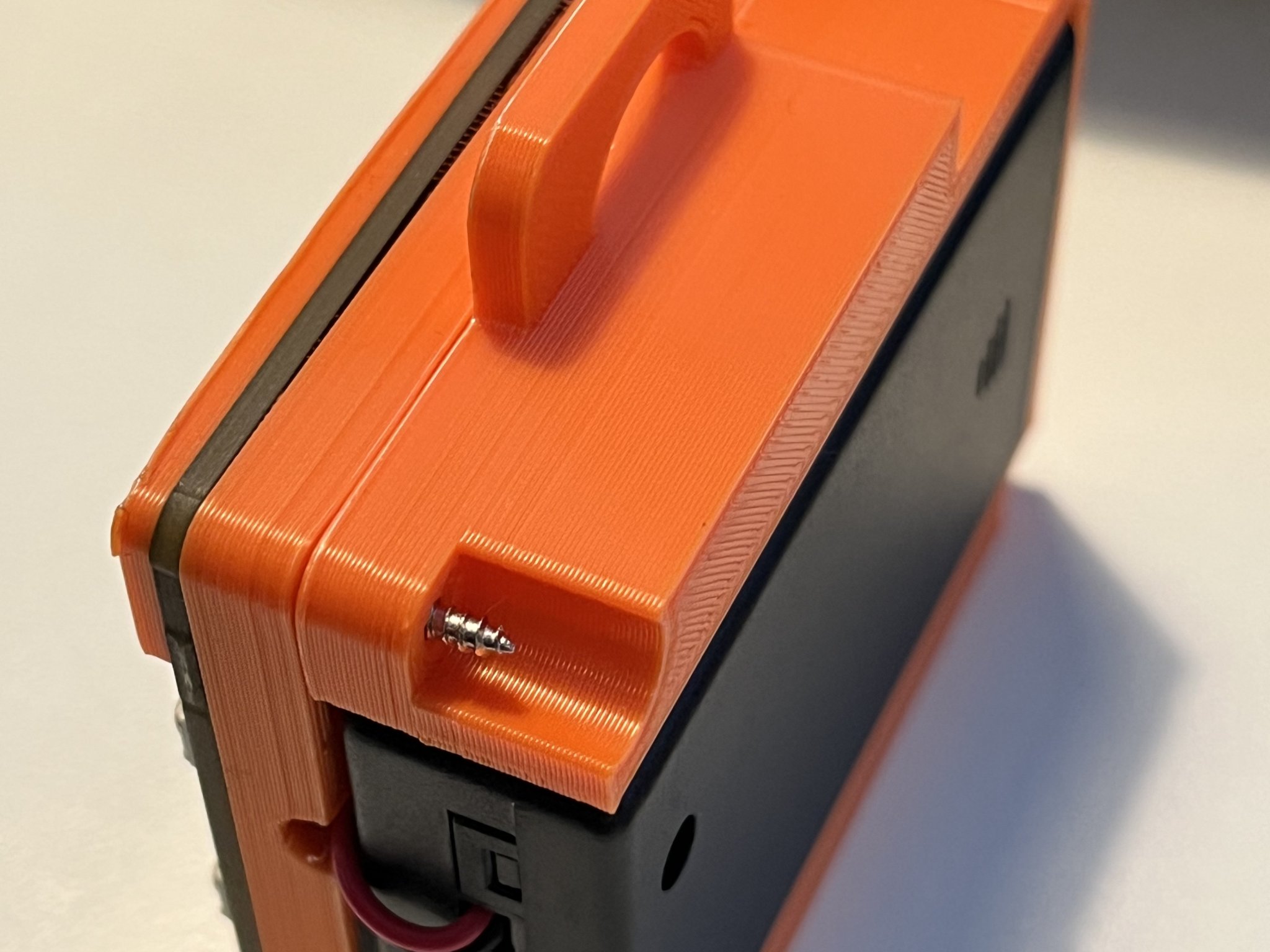 Giá đỡ pin AAA cho biểu tượng Tufty 2040 phiên bản Remix