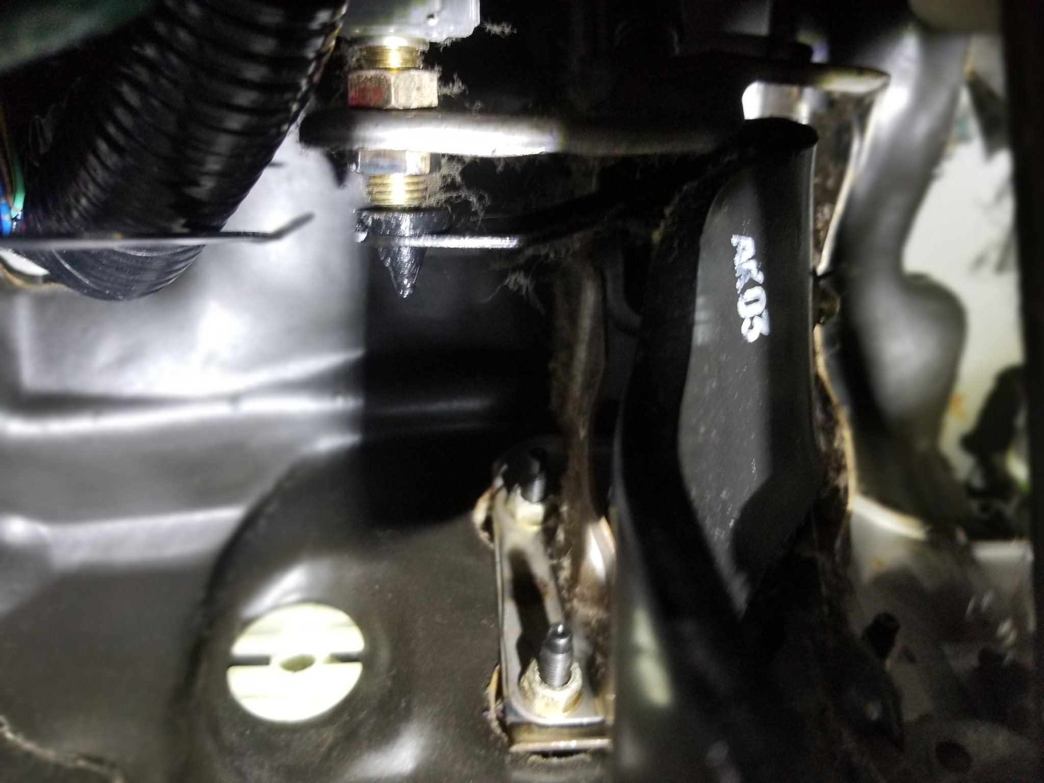 Công tắc đèn phanh Honda thay thế cho xe cũ