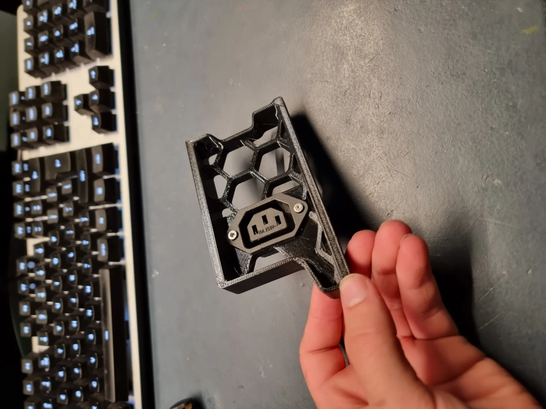 Skirt Voron 2.4 (350mm) với ổ cắm nguồn C13/C14