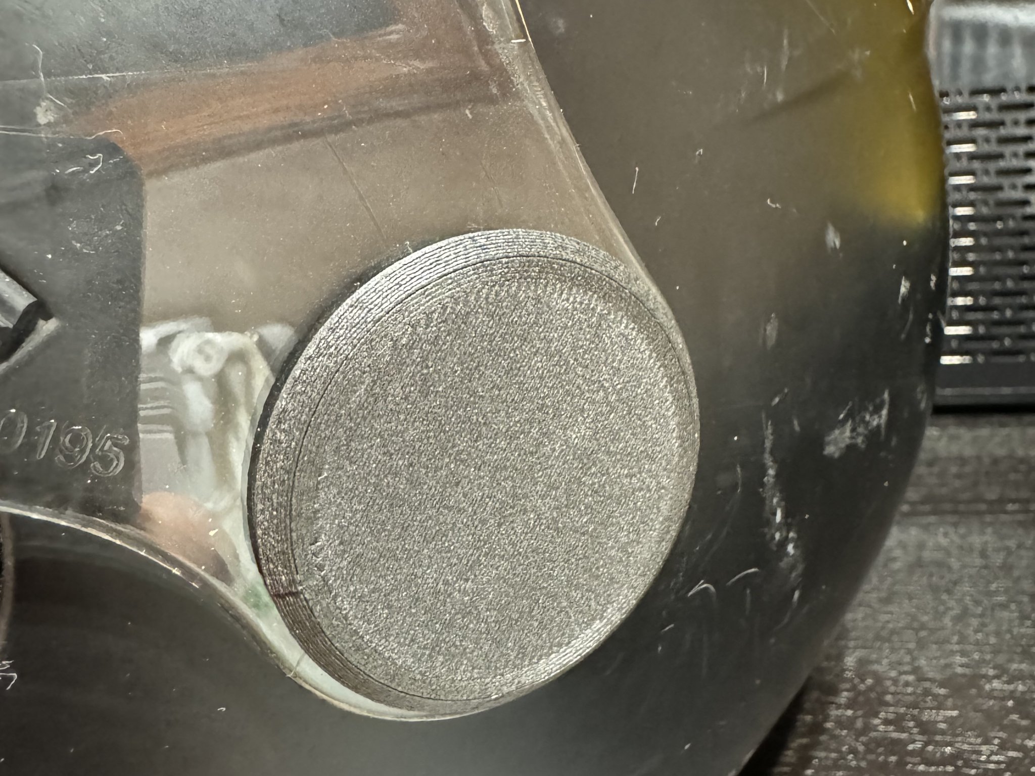 Thay thế cơ chế mở kính chắn của mũ bảo hiểm CGM