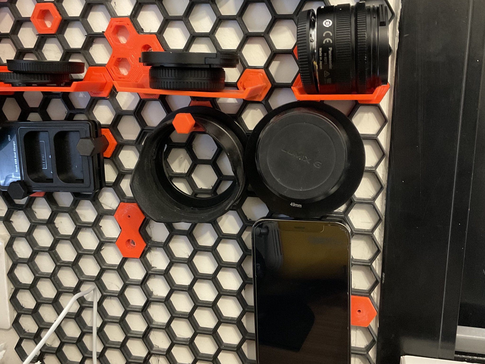 Bộ chuyển đổi Magsafe Puck cho tường tổ ong HSW