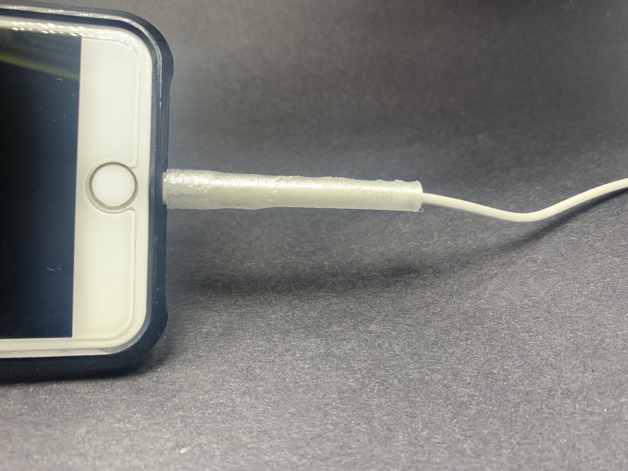 Bọc dây sạc Iphone bằng TPU linh hoạt