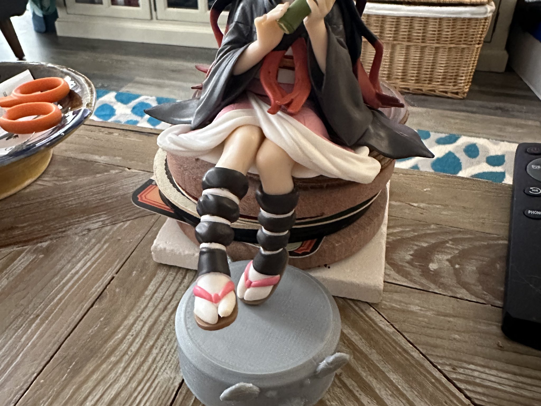 Đôn ghế hình voi dễ thương cho ngôi nhà búp bê