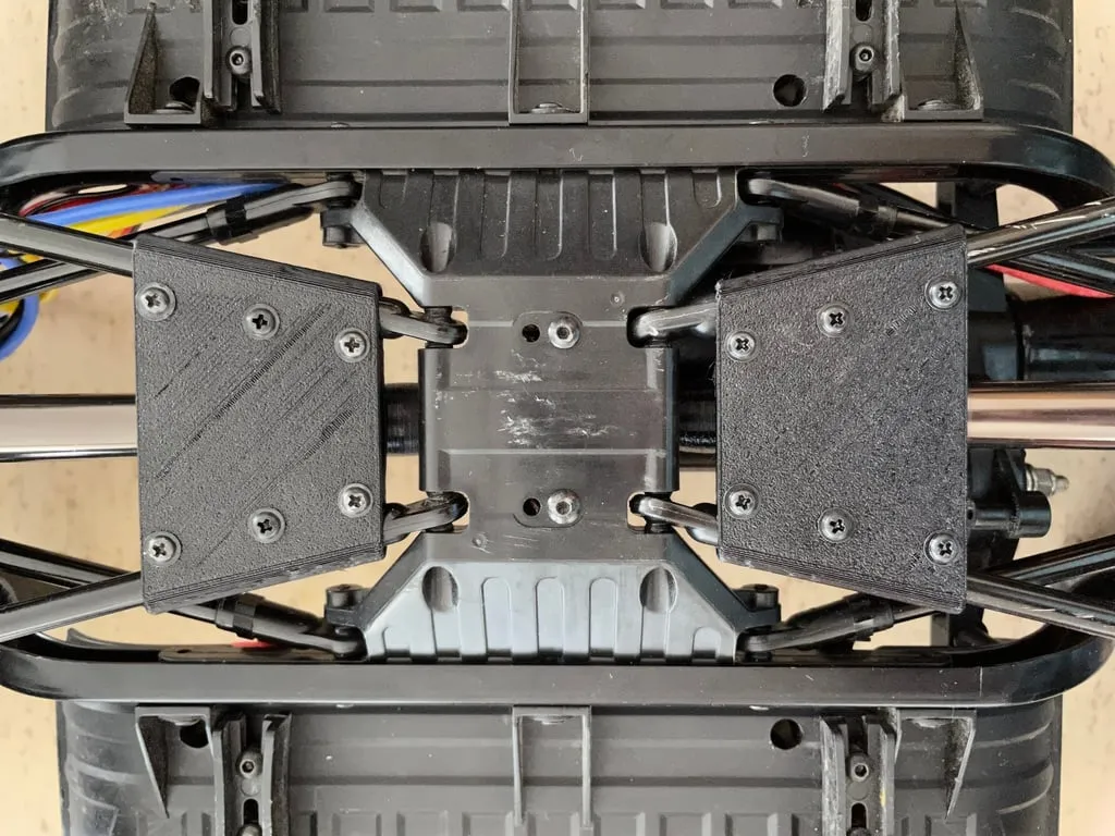 Bộ phận xe Land Rover Defender Double Eagle E101 E102 tỉ lệ 1/8