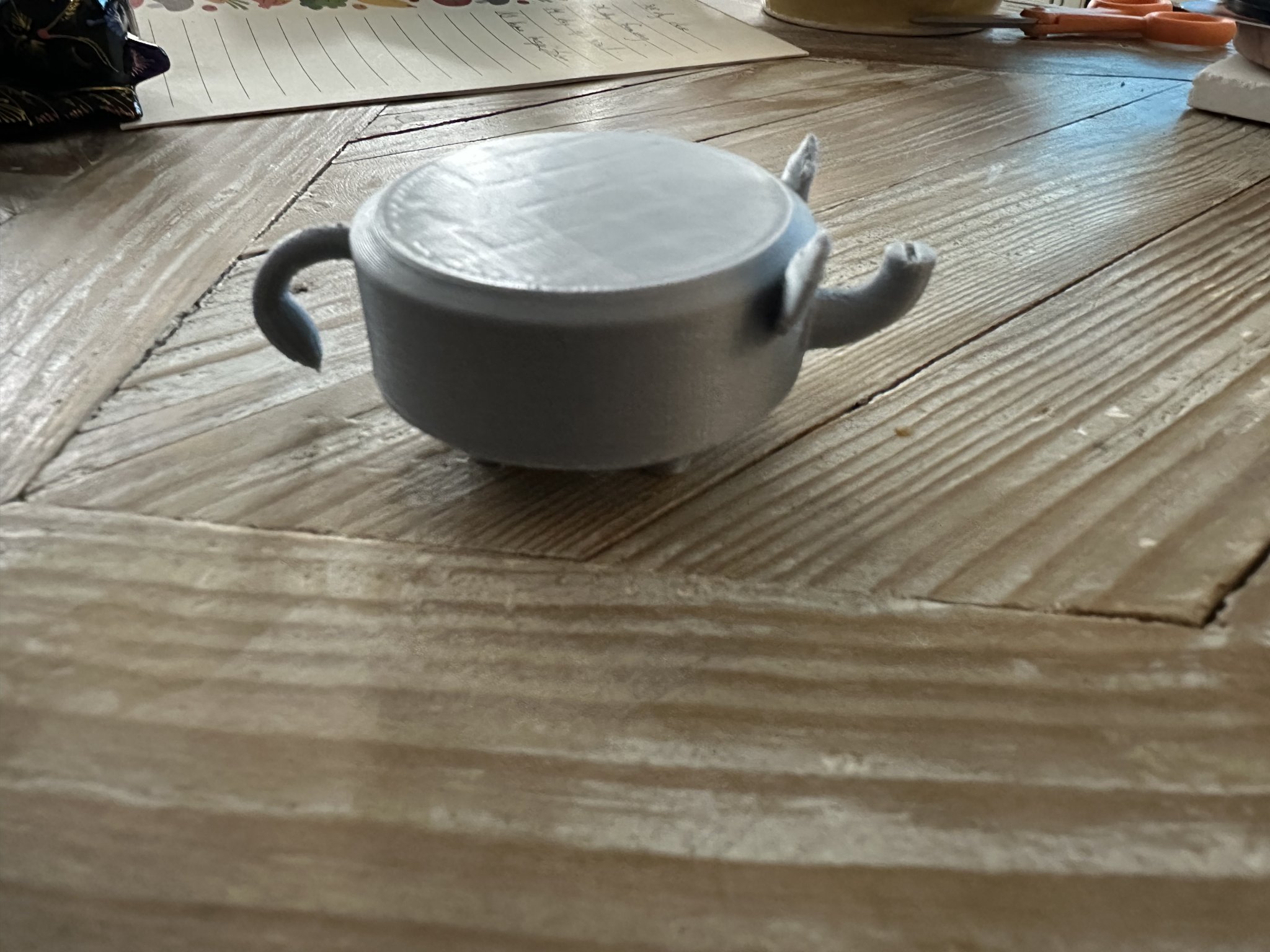 Đôn ghế hình voi dễ thương cho ngôi nhà búp bê