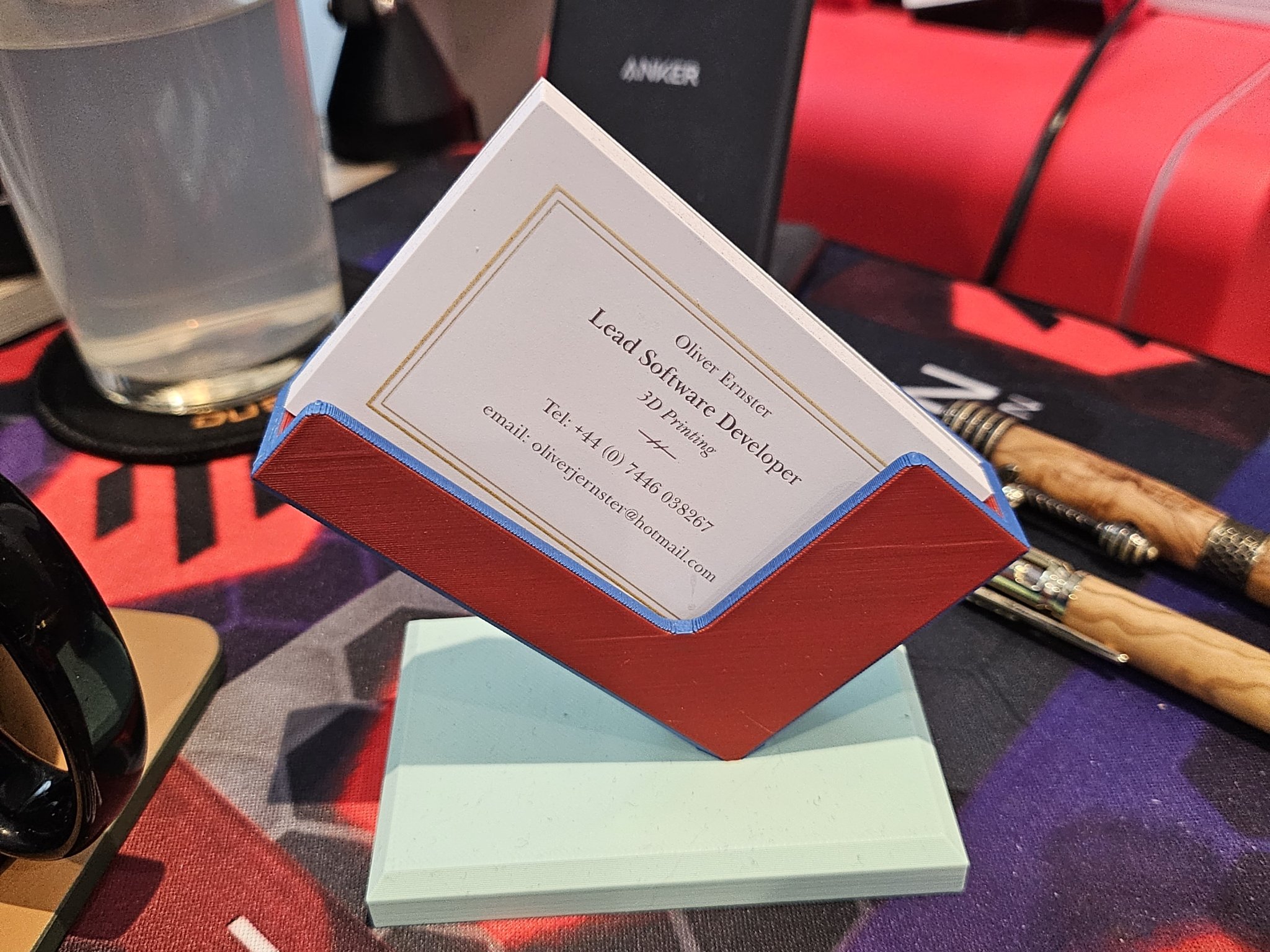 Giá đỡ danh thiếp MMU kiểu dáng hiện đại