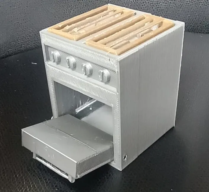 Nhà bếp trong ngôi nhà búp bê với cửa lò hoạt động