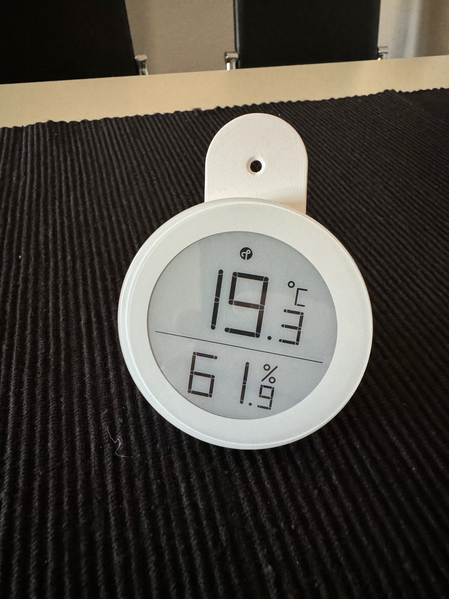 Giá đỡ cảm biến Qingping Temp & RH với lỗ vít