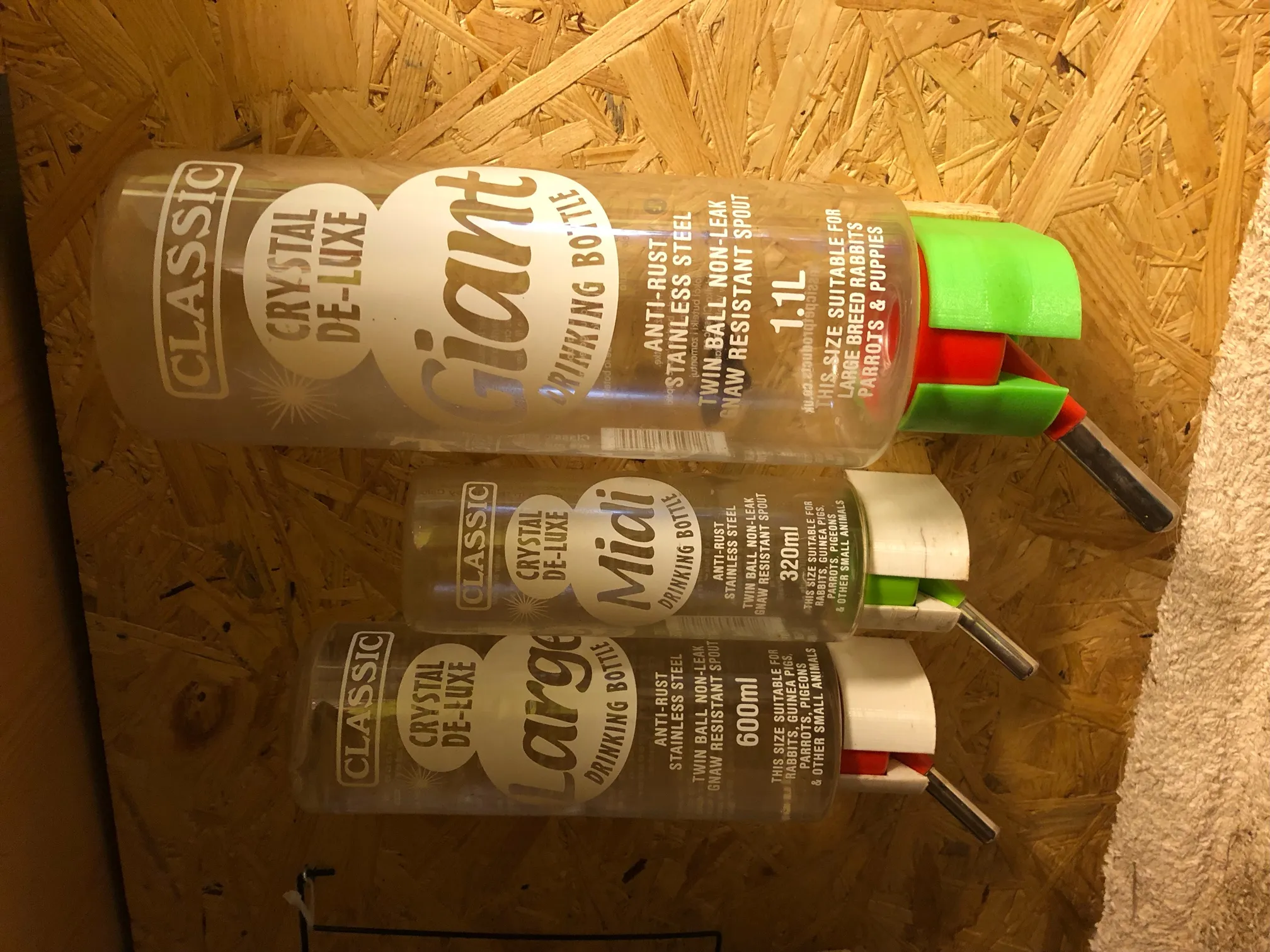 Giá đỡ bình nước cho chuột và thú cưng De Luxe d41,5 mm