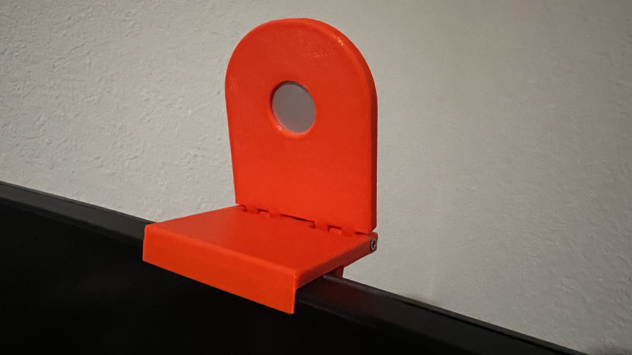 Giá đỡ màn hình MagSafe điều chỉnh cho iPhone