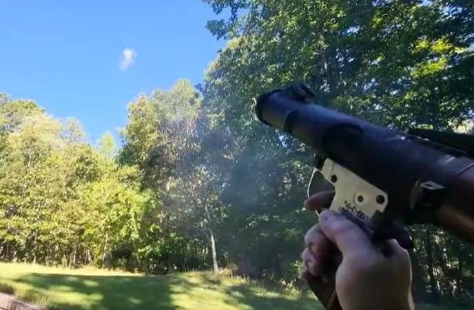 Bộ chuyển đổi tên lửa chai RPG2 cho pháo bông