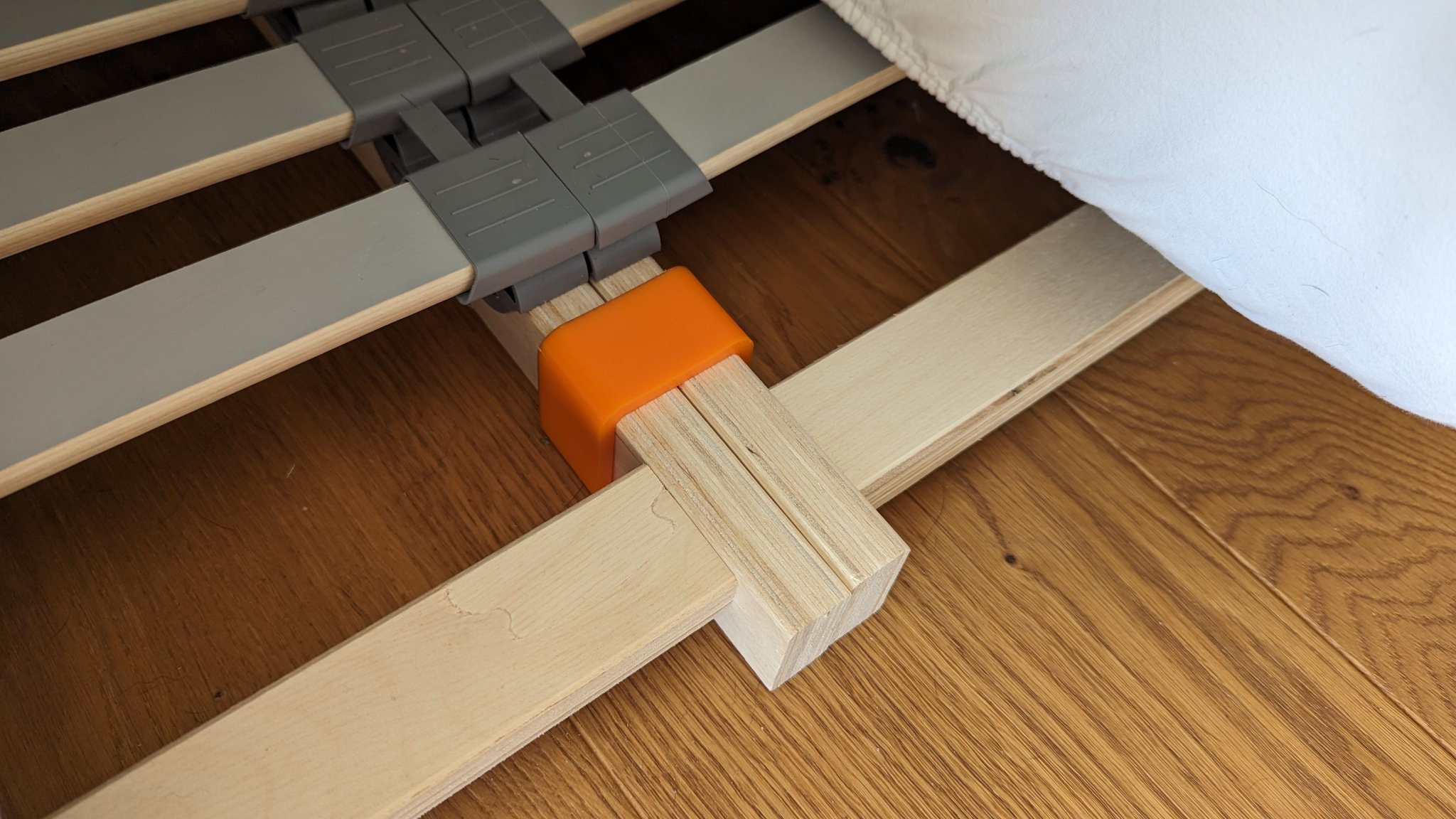 Giá đỡ khung giường dạng slatted màu xám