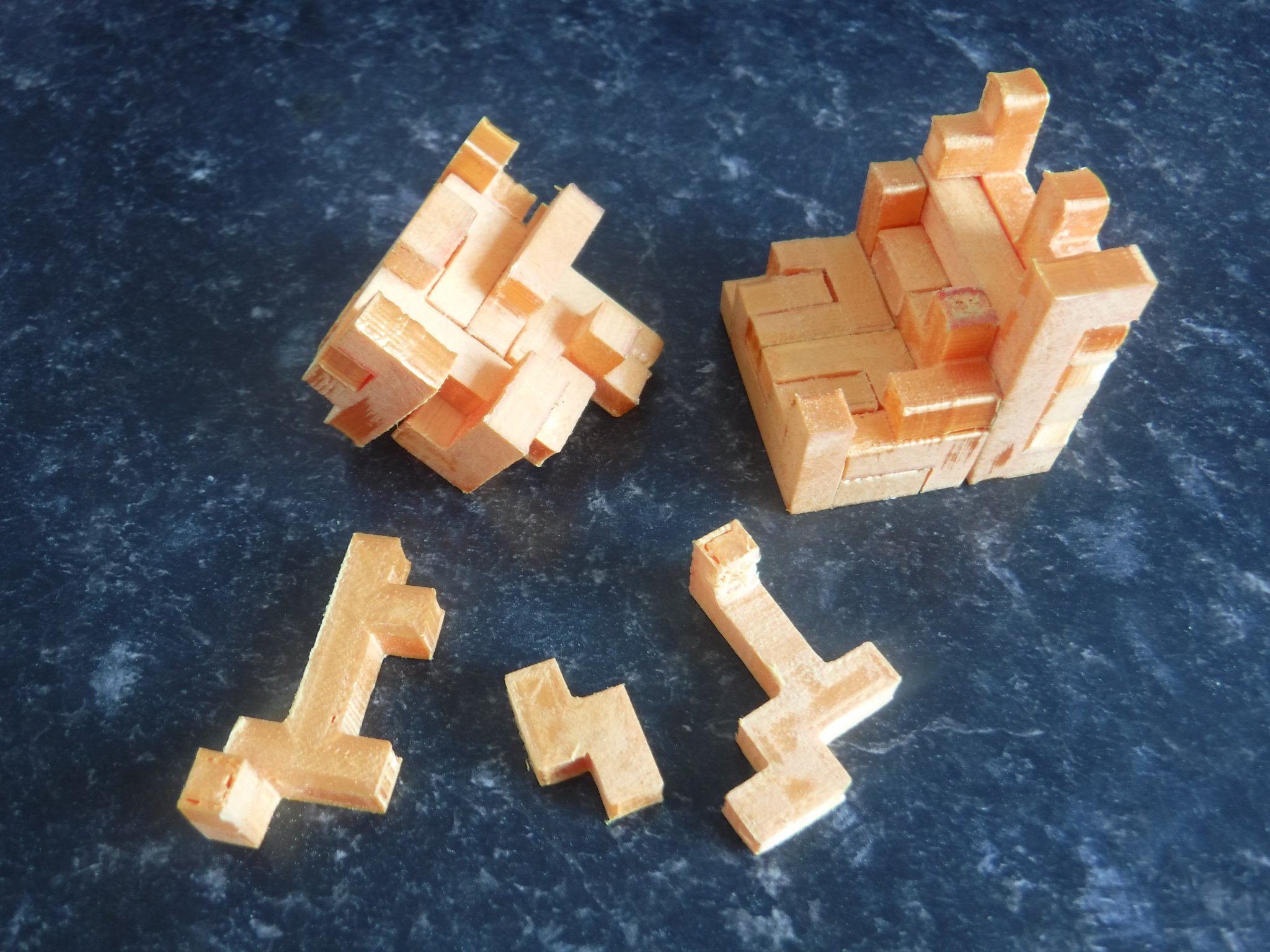 Câu đố hình khối 24 mảnh tạo thành khối lập phương 6x6x6