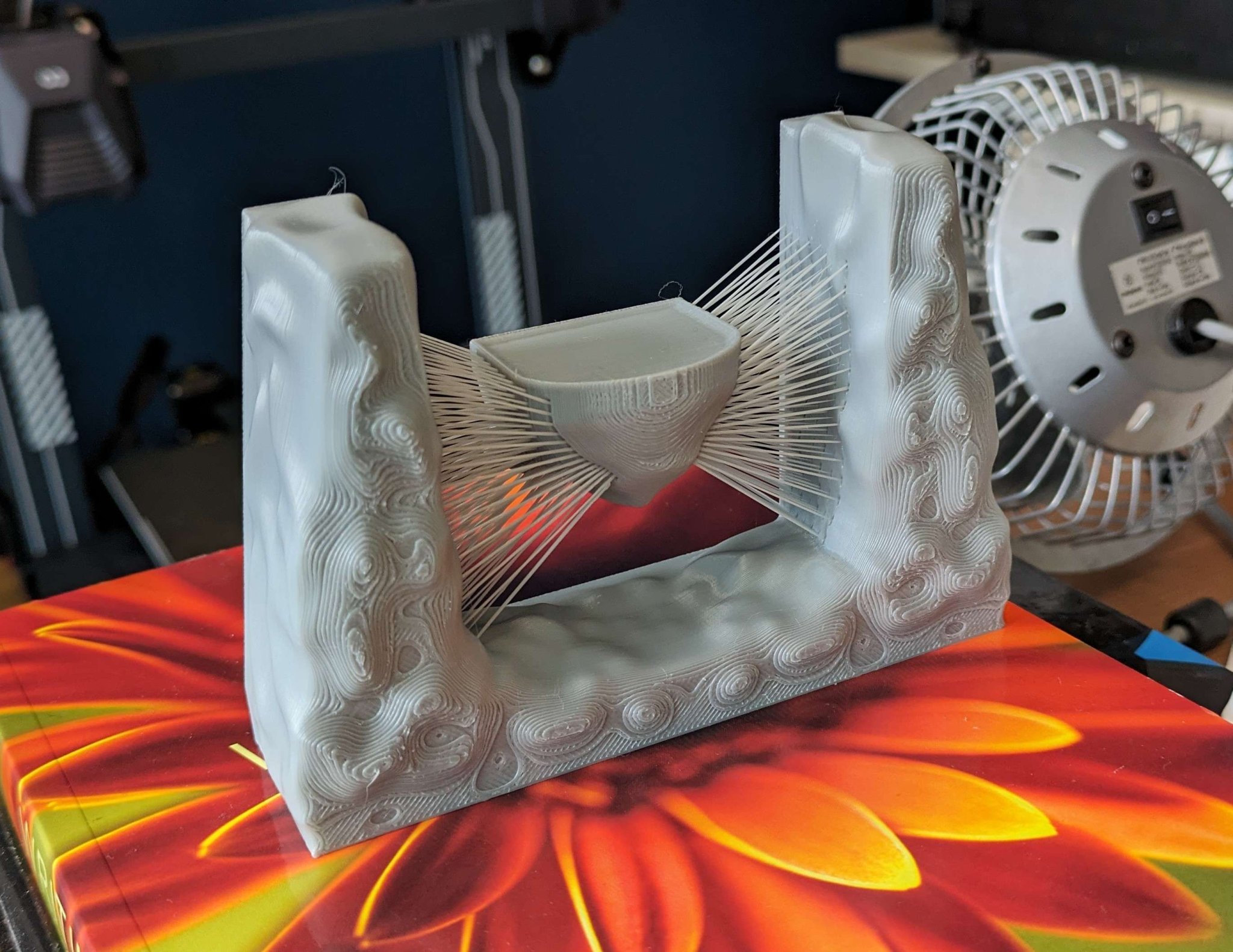 Đảo treo lơ lửng bằng dây thừng độc đáo